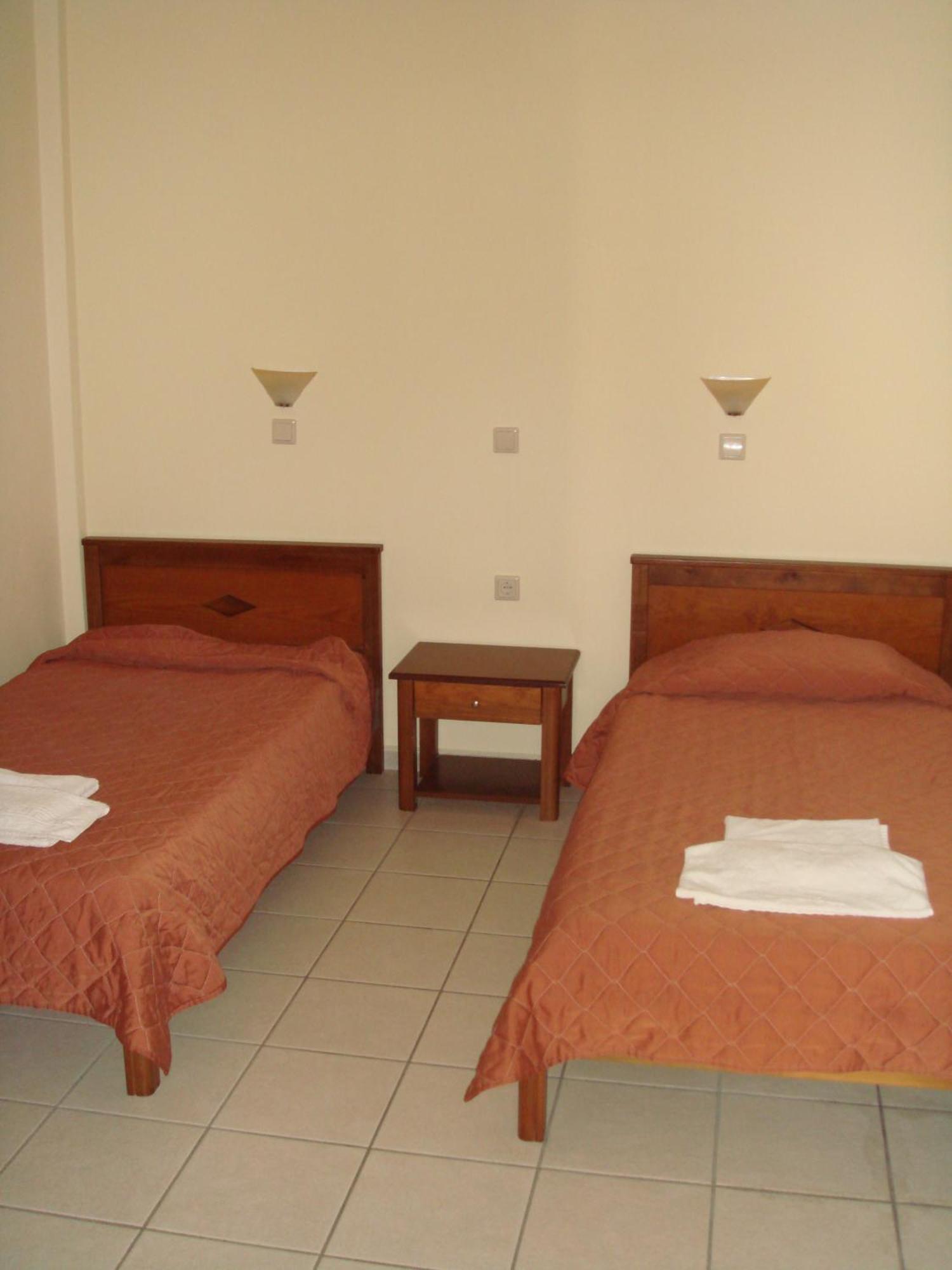 Aloni Suites Chorafakia Exterior foto