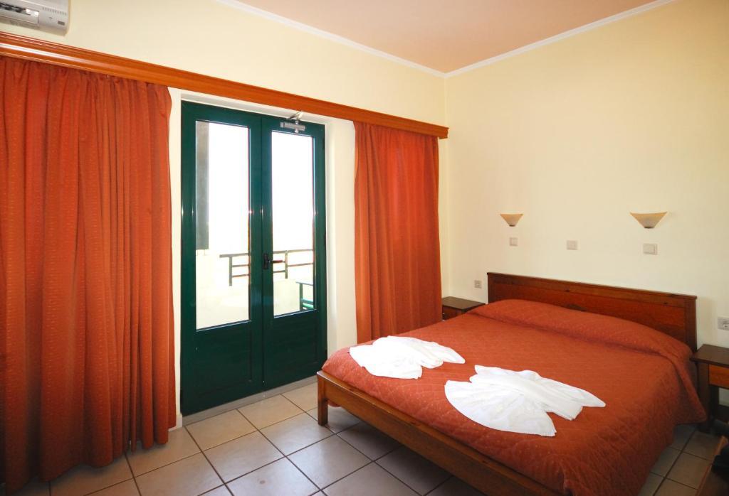 Aloni Suites Chorafakia Zimmer foto